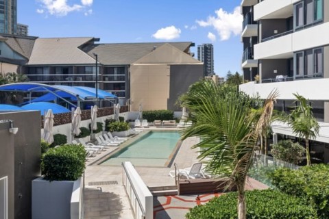Four Level ‘Budds Beach’ Town Home